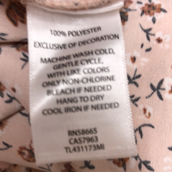 NWOT Halogen High Waisted Floral Lace Thigh High Slit Midi Skirt Size Small - Picture 9 of 9